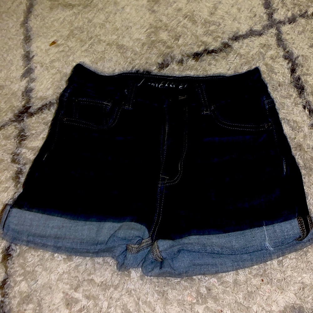 American eagle dark-wash skinny shorts